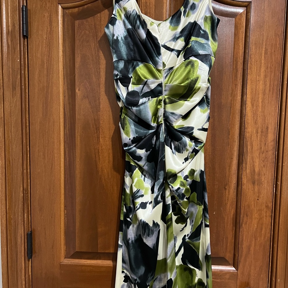 NWOT- Collection by dress barn, green floral print cocktail length dress. - Picture 2 of 5